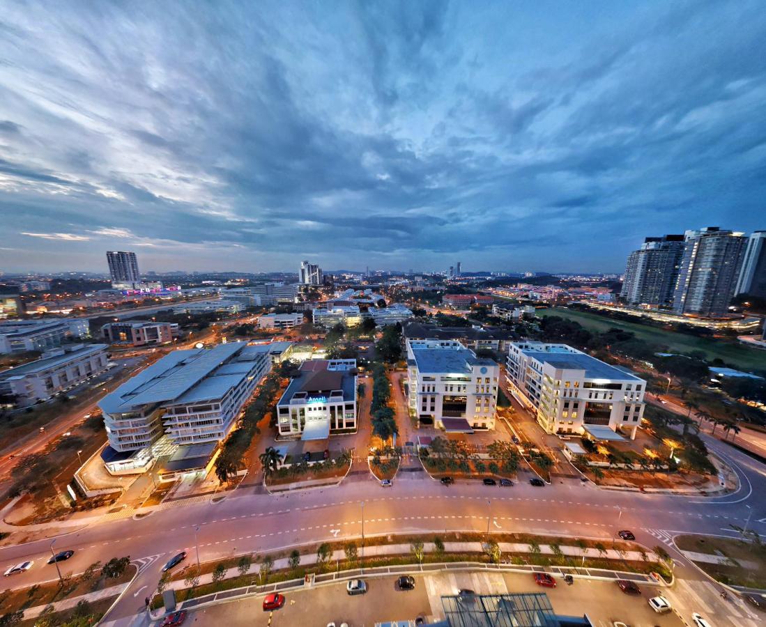 Cybersquare By Beestay Management Cyberjaya Dış mekan fotoğraf